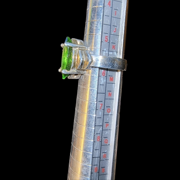 Vintage Badavici Green Rhinestone & Sterling Silver Art Deco Solitaire Ring - Picture 7 of 11